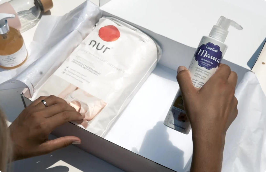 Contenido la caja de mamá